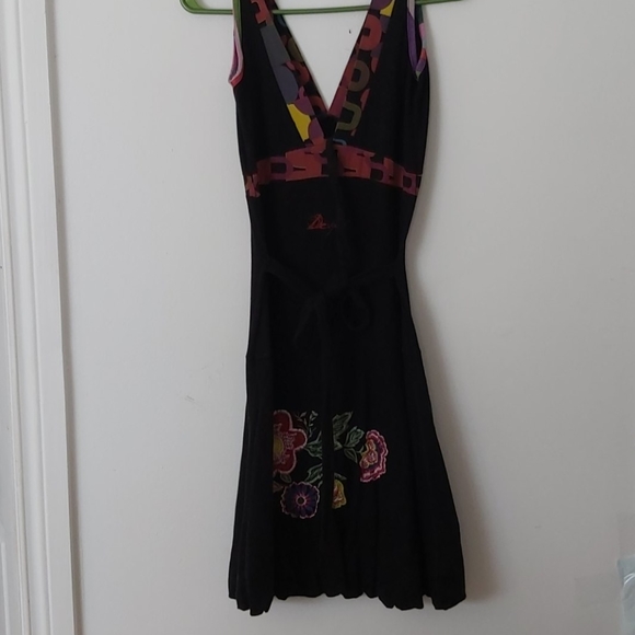 Dress - Picture 2 of 3